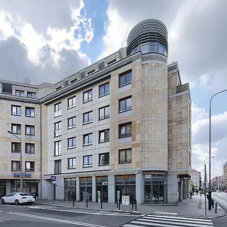 Elite Parking By Impero Apartment