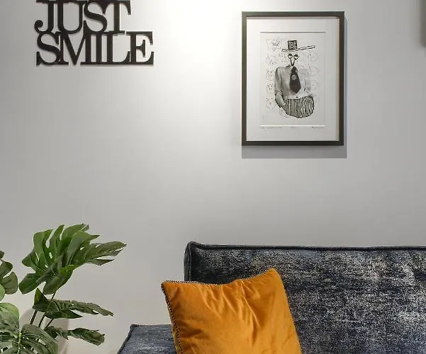 Elite Parking By Impero Apartment