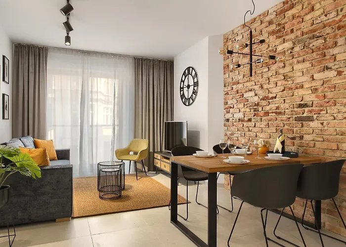 Elite Parking By Impero Apartment Poznan